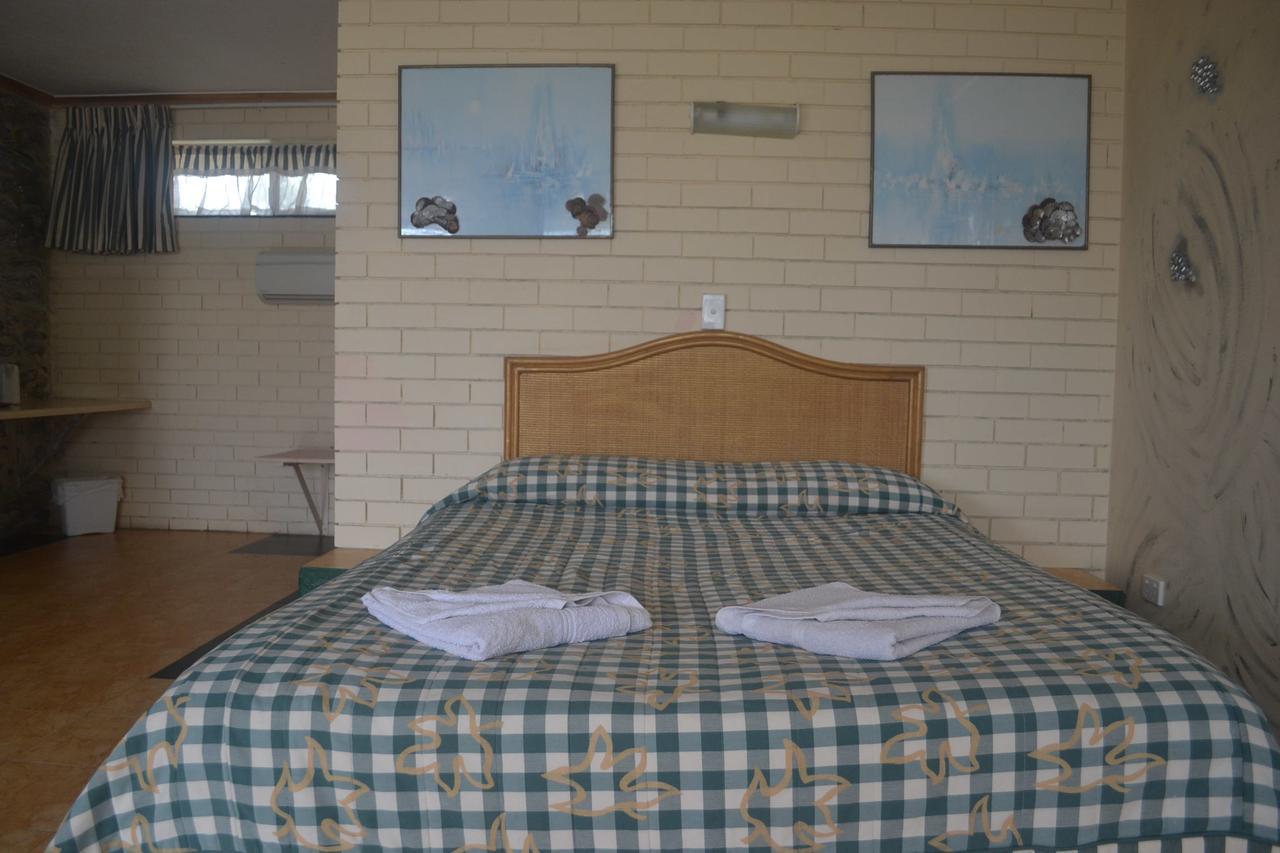 Queenslander Motel Gold Coast Exterior photo